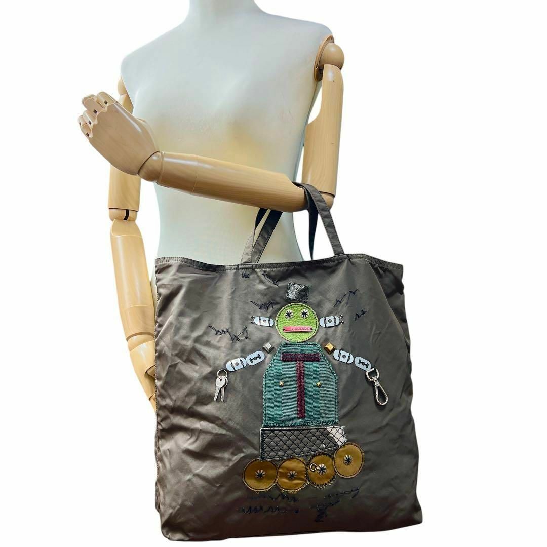 PRADA - PRADA ナイロン ロボット トートバッグ 8901の通販 by PRADA - PRADA ナイロン ロボット トートバッグ 8901の通販 by