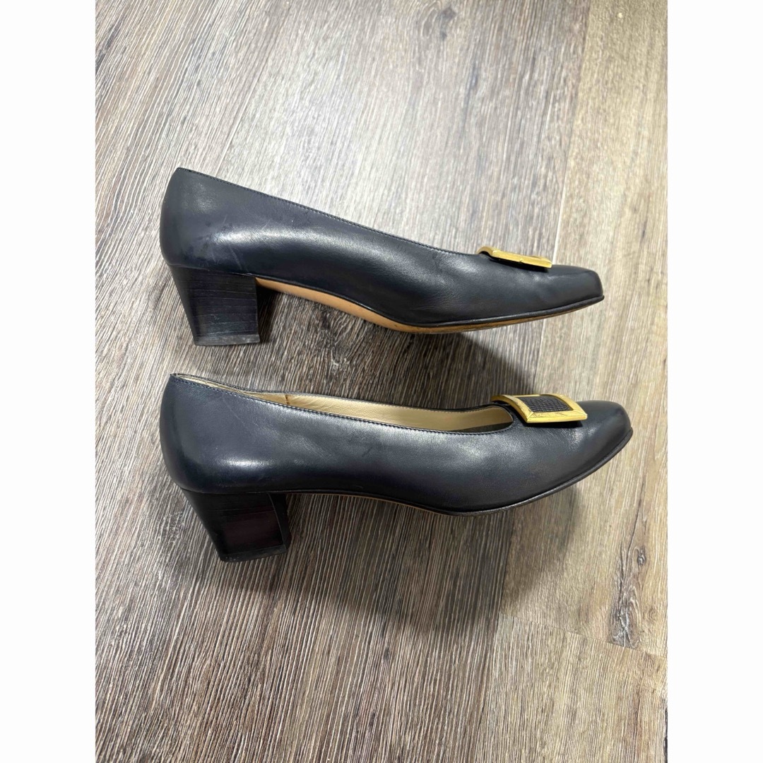 Salvatore Ferragamo - フェラガモ 5.5サイズ 黒 パンプス Salvatore Ferragamo - フェラガモ 5.5サイズ 黒 パンプス