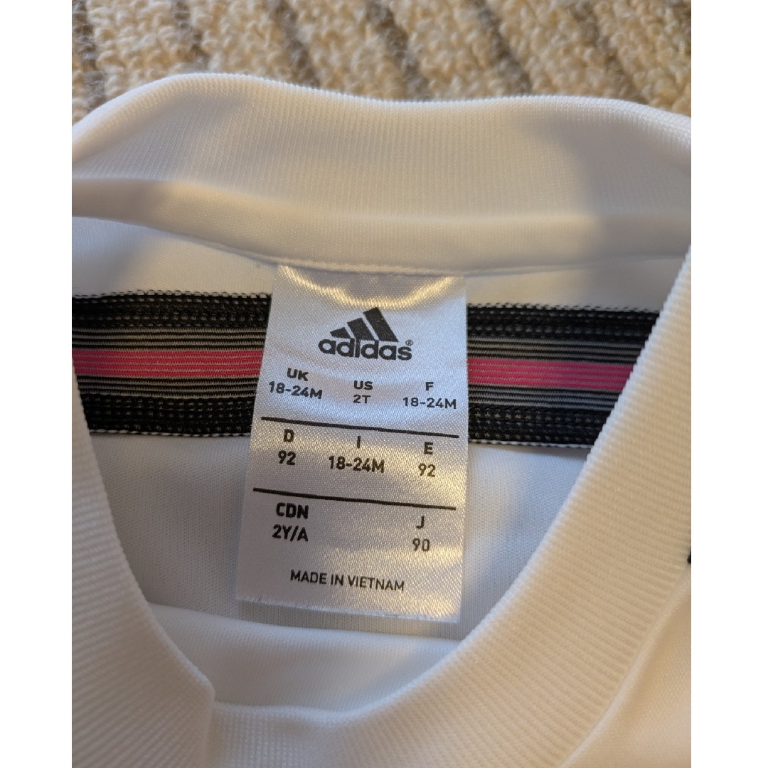 adidas - レアル・マドリード サッカーユニフォーム上下 90cmの adidas - レアル・マドリード サッカーユニフォーム上下 90cmの