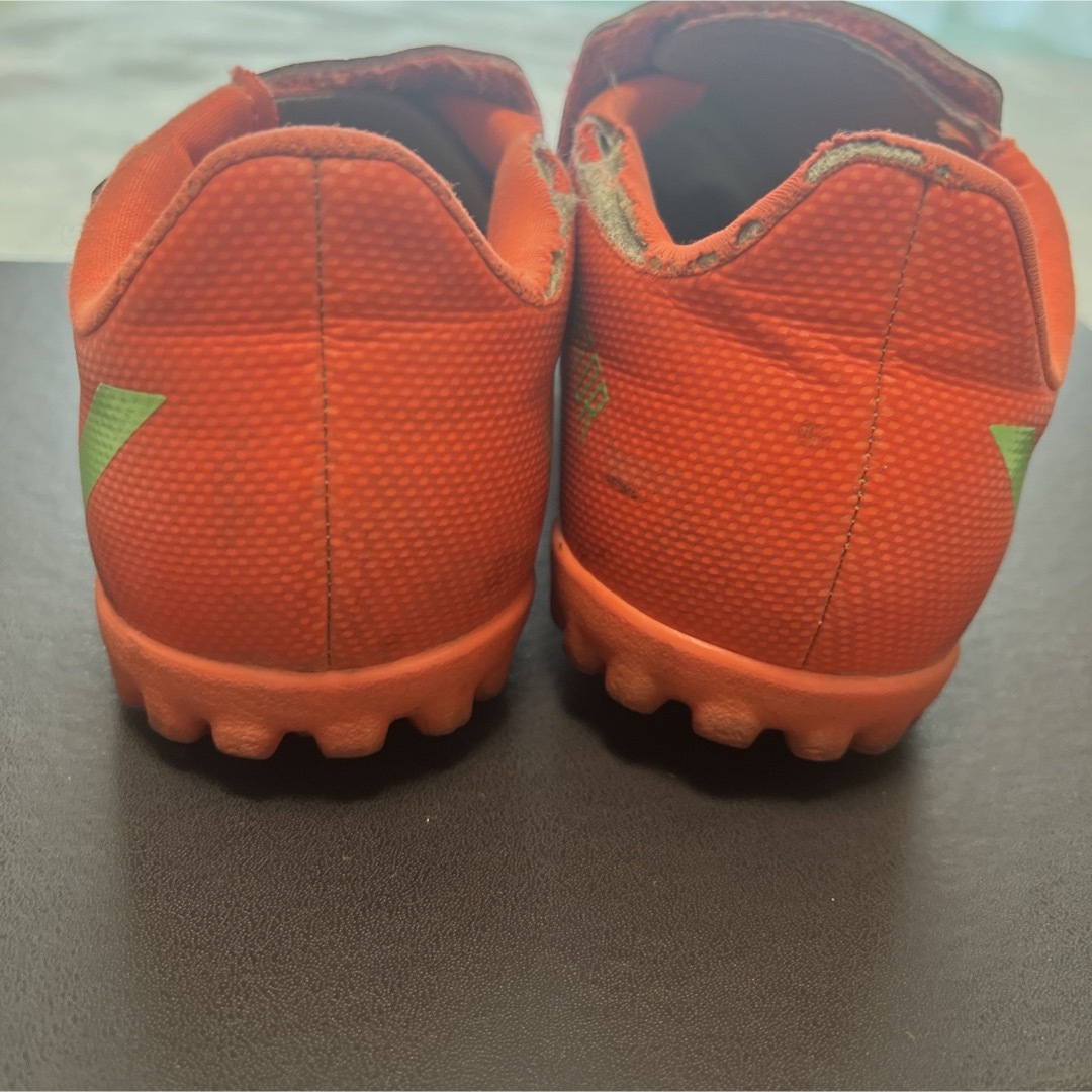 adidas - adidas サッカーシューズ オレンジ 19cm トレーニング adidas - adidas サッカーシューズ オレンジ 19cm トレーニング