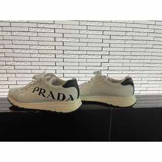 PRADA(スニーカー ・ ホワイト/白色系)のフリマアイテム一覧 PRADA(スニーカー ・ ホワイト/白色系)のフリマアイテム一覧