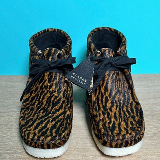 Clarks - クラークス レザー チャッカブーツ 25.5~26.5 Clarks - クラークス レザー チャッカブーツ 25.5~26.5