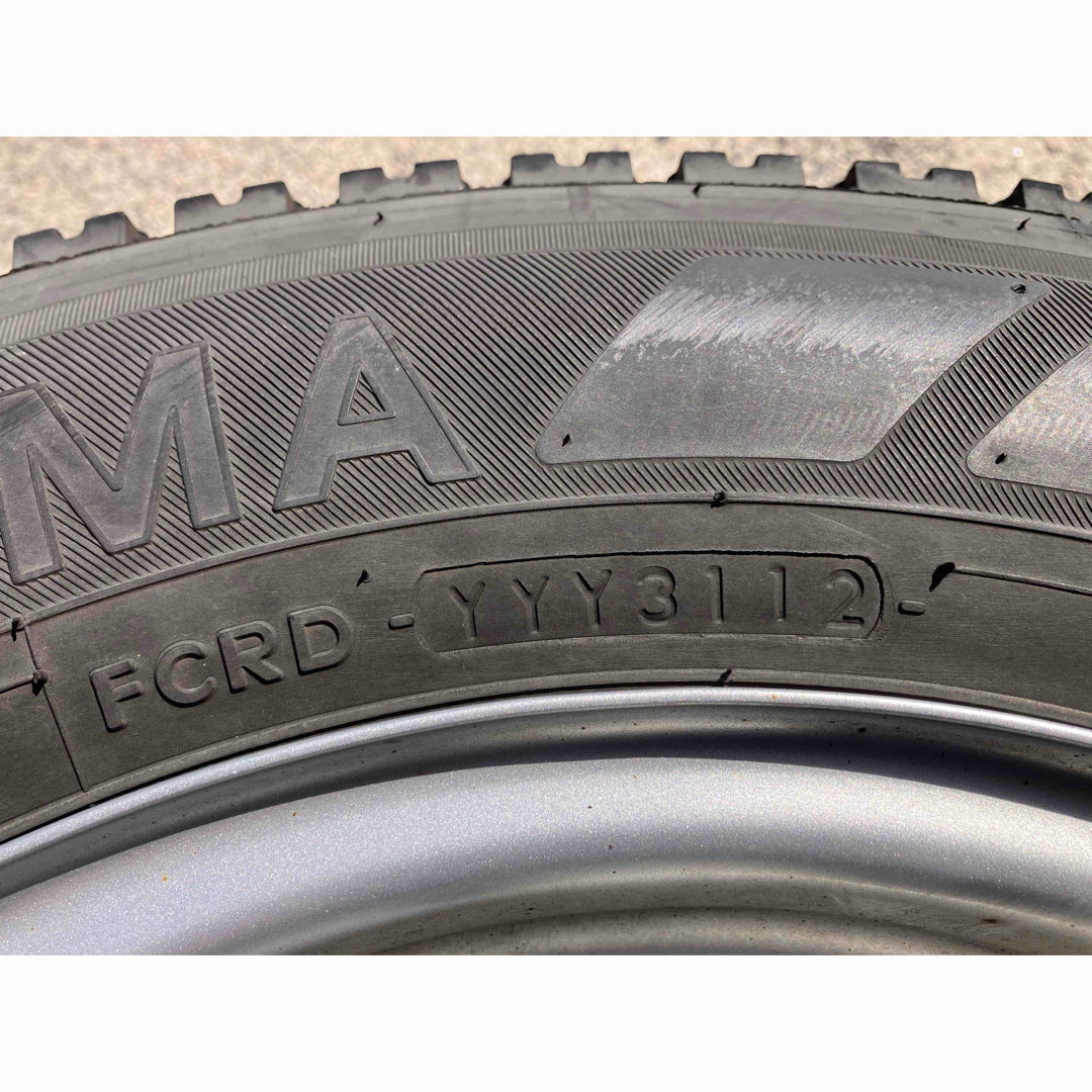 ヨコハマ - 13インチスタッドレスタイヤホイールセットの通販 by ヨコハマ - 13インチスタッドレスタイヤホイールセットの通販 by