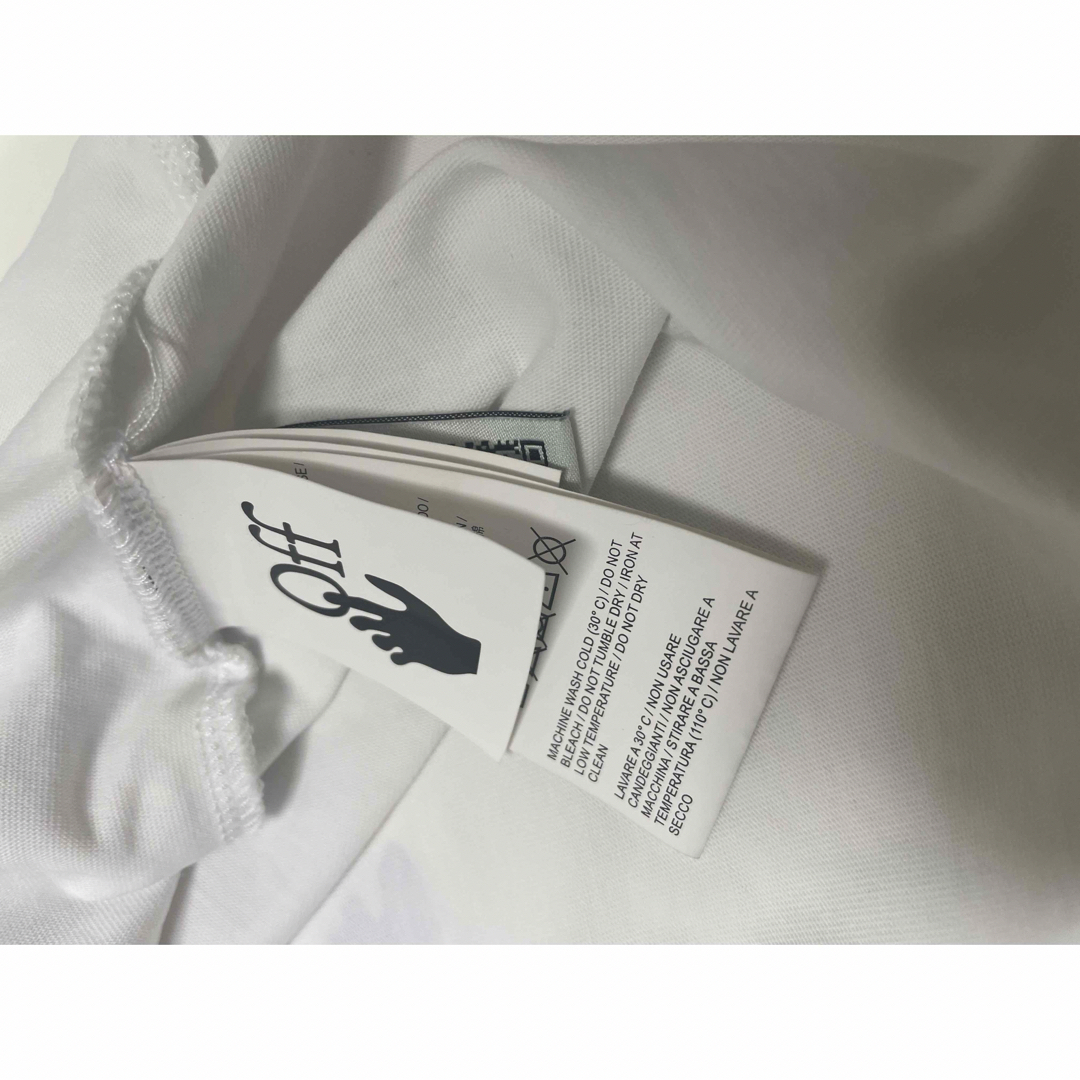 Off-White - オフホワイト OFF-WHITE Tシャツ 白の通販 by 秘密 Off-White - オフホワイト OFF-WHITE Tシャツ 白の通販 by 秘密