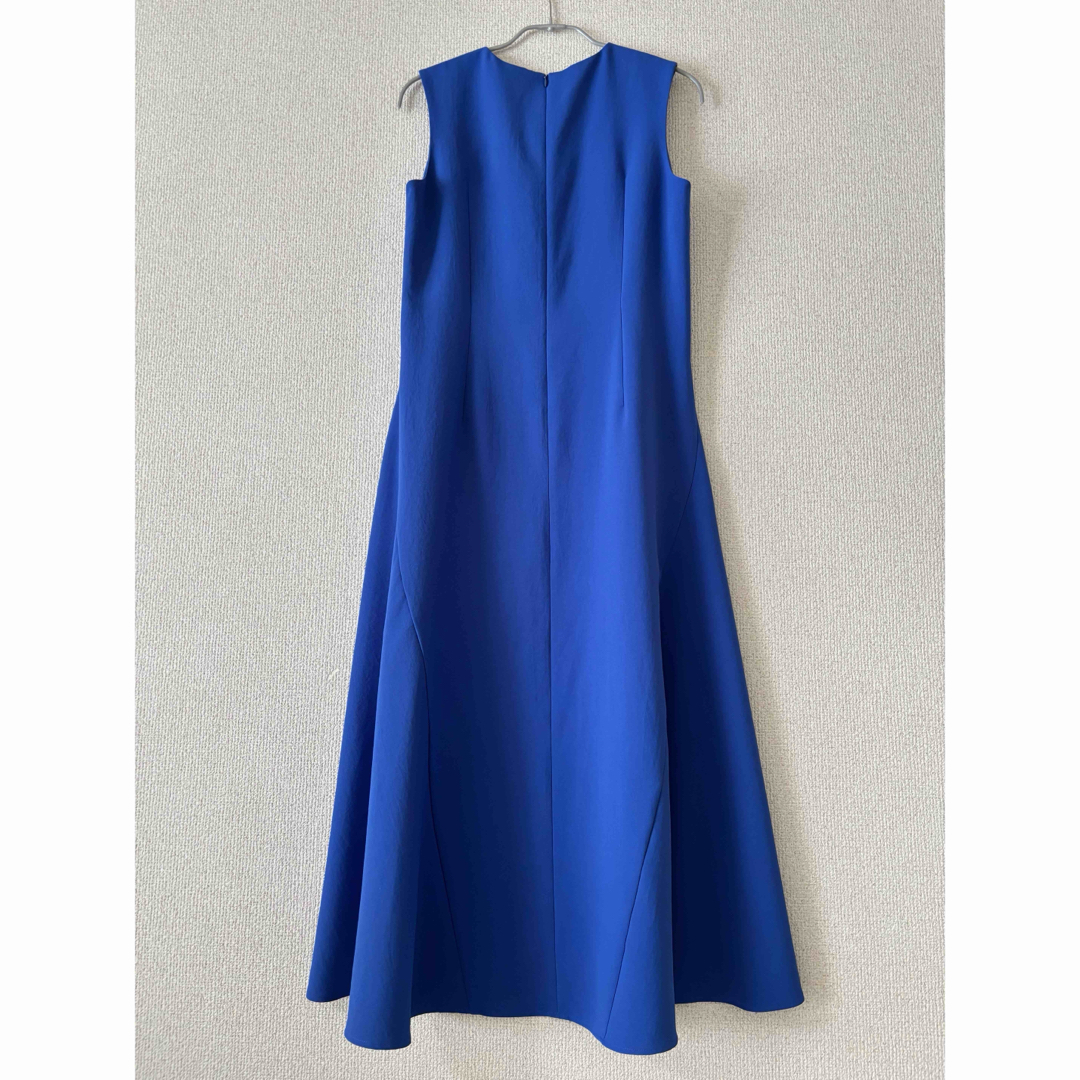 M-premier - 【美品】2024 ブレンヘイム ブルー ノースリーブ M-premier - 【美品】2024 ブレンヘイム ブルー ノースリーブ
