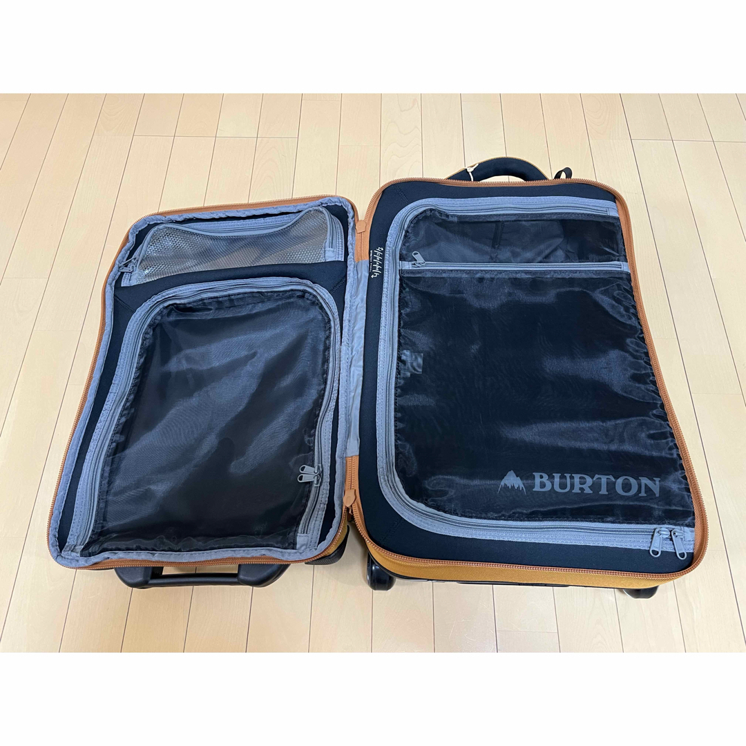 BURTON - 【希少品】新品未使用 Burton キャリーバック 38L BURTON - 【希少品】新品未使用 Burton キャリーバック 38L