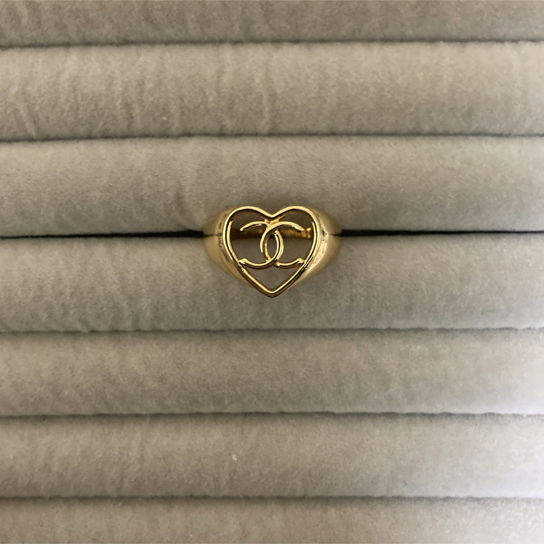 CHANEL - ヴィンテージ CHANEL ゴールドハートオープンリングの CHANEL - ヴィンテージ CHANEL ゴールドハートオープンリングの