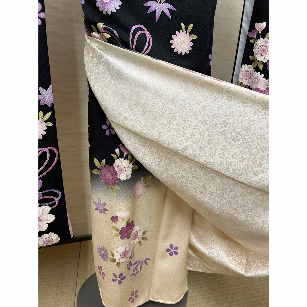 振袖 正絹 成人式 結婚式 黒 藤 桜 金刺繍 金 刺繍の通販 by MJ 振袖 正絹 成人式 結婚式 黒 藤 桜 金刺繍 金 刺繍の通販 by MJ