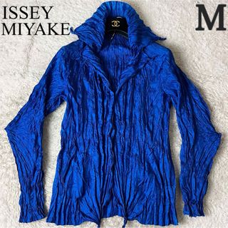 ISSEY MIYAKE(トップス ・ ブルー・ネイビー/青色系)のフリマ ISSEY MIYAKE(トップス ・ ブルー・ネイビー/青色系)のフリマ