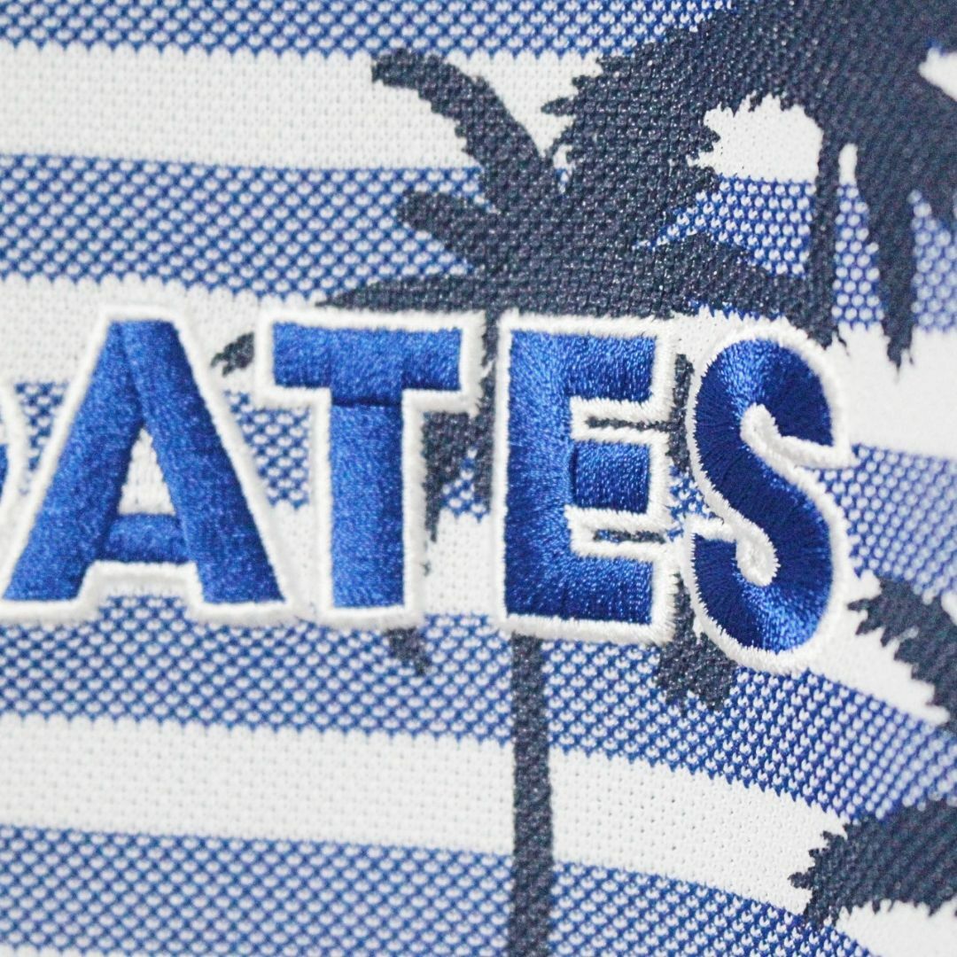 PEARLY GATES - 新品 パーリーゲイツ 刺繍ロゴ ボーダー柄 PEARLY GATES - 新品 パーリーゲイツ 刺繍ロゴ ボーダー柄