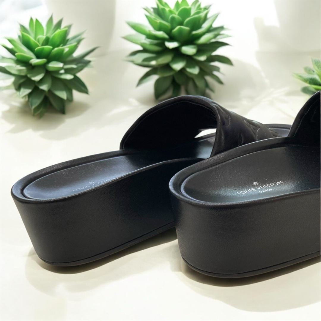 LOUIS VUITTON - 【美品】ルイヴィトン サンダル モノグラム LOUIS VUITTON - 【美品】ルイヴィトン サンダル モノグラム