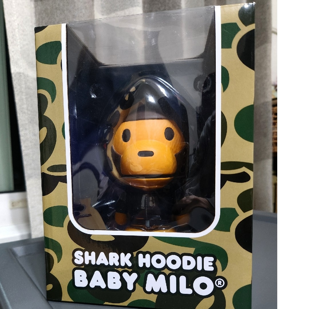 A BATHING APE - SHARKHOODIE BabyMilo フィギュアの通販 by A BATHING APE - SHARKHOODIE BabyMilo フィギュアの通販 by