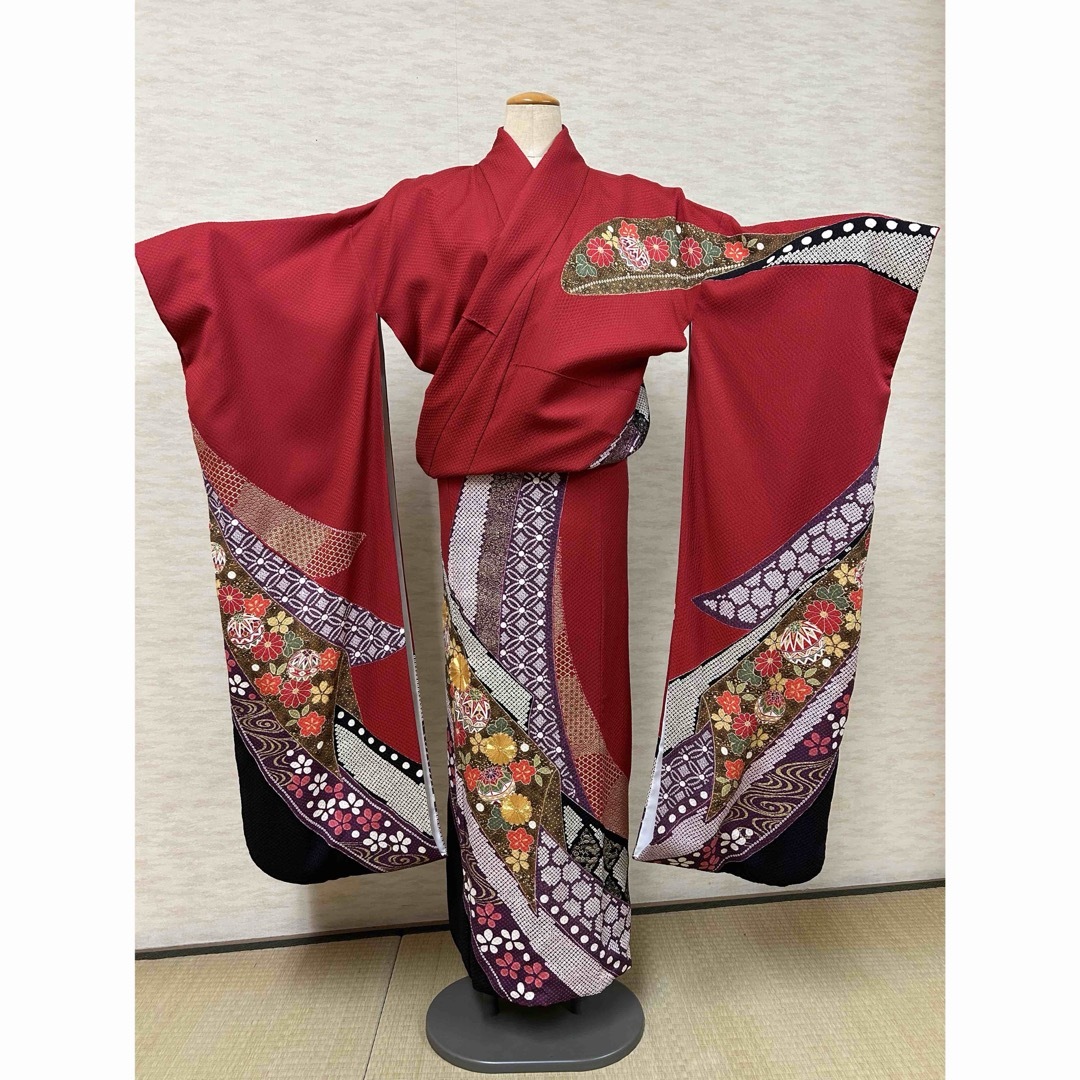 振袖 正絹 成人式 結婚式 茜色 金刺繍 金 刺繍 絞り ふくれ織り 振袖 正絹 成人式 結婚式 茜色 金刺繍 金 刺繍 絞り ふくれ織り