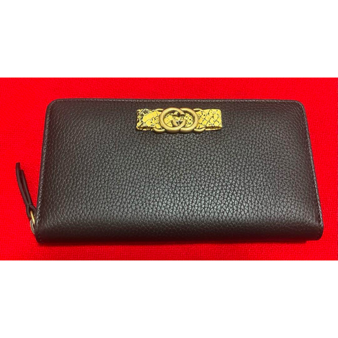 GUCCI - 定価122100円.新品本物】 GUCCI グッチ 金ロゴ×ヘビ柄 GUCCI - 定価122100円.新品本物】 GUCCI グッチ 金ロゴ×ヘビ柄
