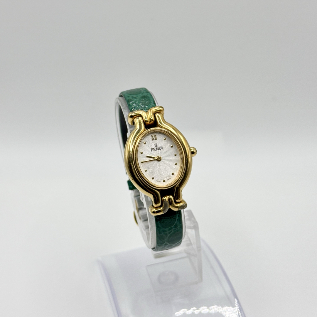 FENDI - FENDI フェンディ カメレオン 640L シルバー文字盤QZ FENDI - FENDI フェンディ カメレオン 640L シルバー文字盤QZ