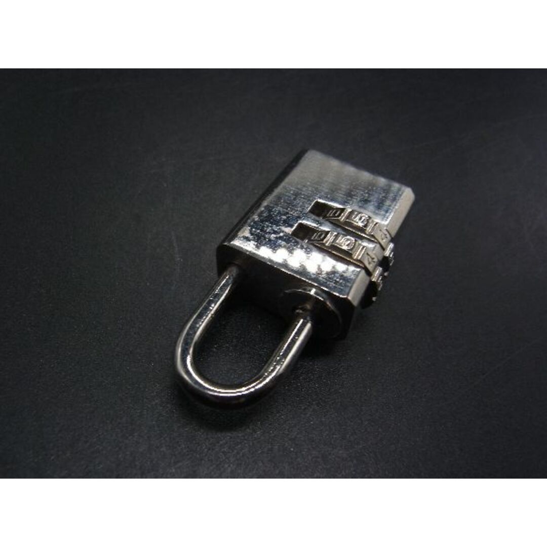PRADA - PRADA プラダ 南京錠 カデナ 鍵 パドロック レディース PRADA - PRADA プラダ 南京錠 カデナ 鍵 パドロック レディース