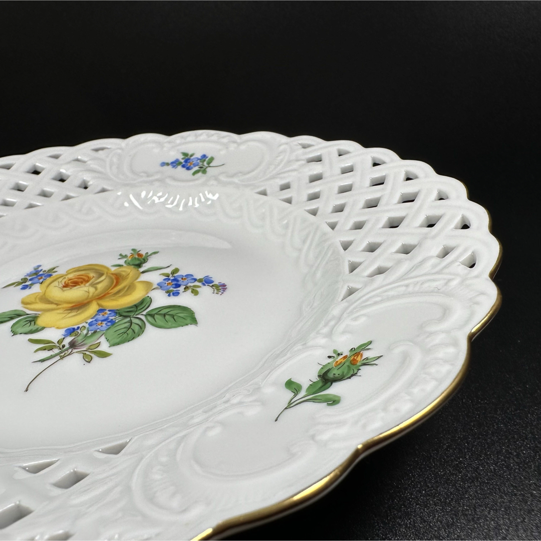 MEISSEN - 新品 マイセン 金彩 イエローローズ勿忘草レース MEISSEN - 新品 マイセン 金彩 イエローローズ勿忘草レース