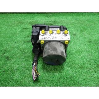 トヨタ - トヨタ純正200系ハイエースフォグランプカバー左右 トヨタ - トヨタ純正200系ハイエースフォグランプカバー左右
