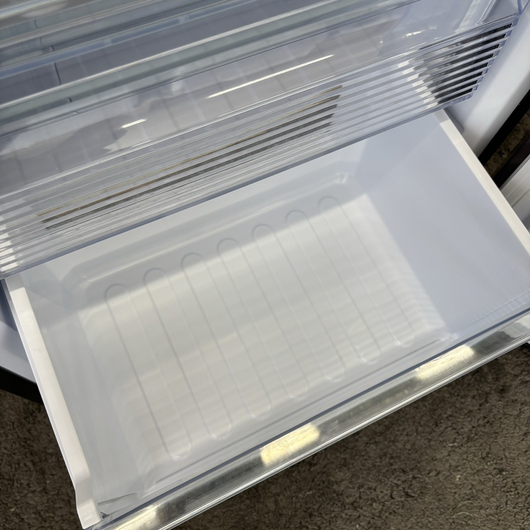 SHARP - 冷蔵庫 シャープ 一人暮らし 大型 300㍑弱級 中古 安い SHARP - 冷蔵庫 シャープ 一人暮らし 大型 300㍑弱級 中古 安い