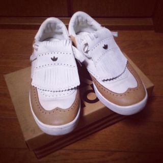 アディダス ウィングチップの通販 3点 Adidasを買うならラクマ アディダス ウィングチップの通販 3点 Adidasを買うならラクマ