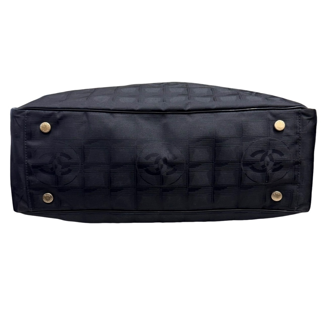 CHANEL - CHANEL シャネル ニュートラベルライン トートGM CHANEL - CHANEL シャネル ニュートラベルライン トートGM