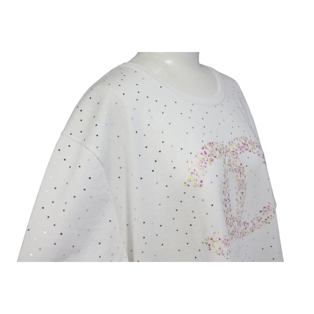CHANEL - 新品未使用 CHANEL シャネル 半袖Tシャツ ラージココ CHANEL - 新品未使用 CHANEL シャネル 半袖Tシャツ ラージココ