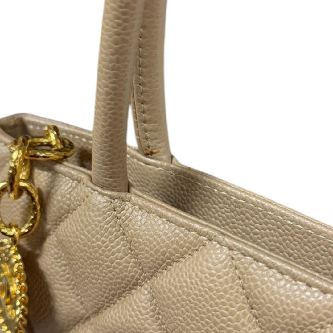 CHANEL - シャネル 復刻トート マトラッセ トートバッグ CHANEL - シャネル 復刻トート マトラッセ トートバッグ