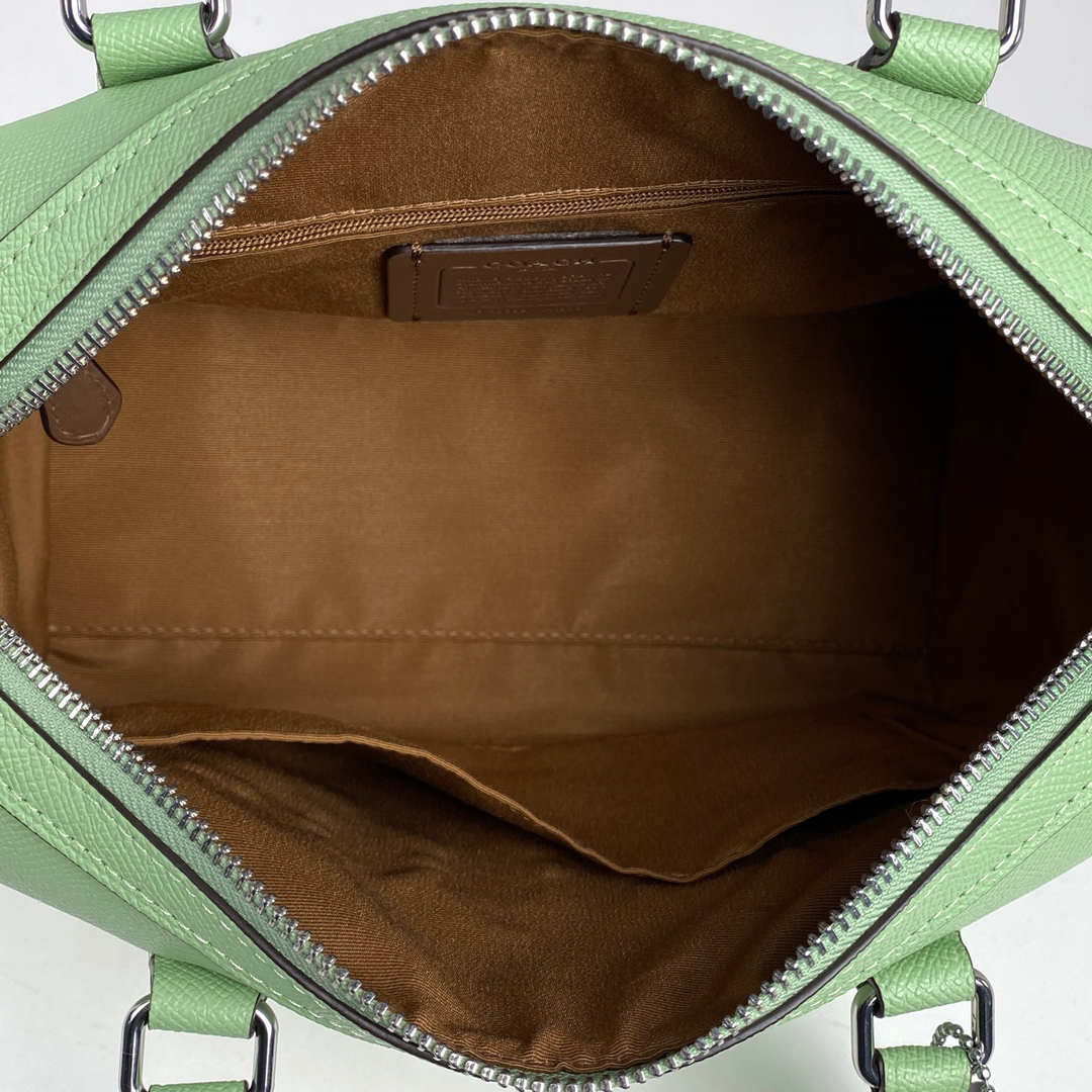 COACH - コーチ ロゴ ハンドバッグ レディース 【中古】の通販 COACH - コーチ ロゴ ハンドバッグ レディース 【中古】の通販