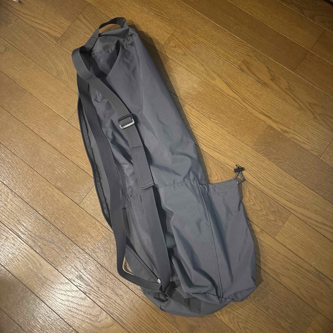 LAVA ヨガマットバッグ 新品未使用未開封の通販 by miky's shop LAVA ヨガマットバッグ 新品未使用未開封の通販 by miky's shop