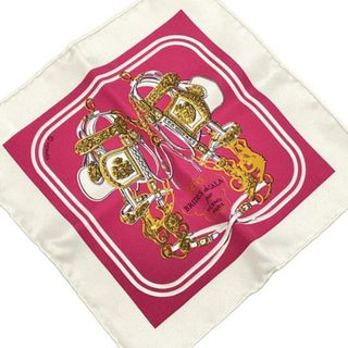 HERMES - 未使用【エルメス】最新作 カレ 90 すべては鞍の中に HERMES - 未使用【エルメス】最新作 カレ 90 すべては鞍の中に