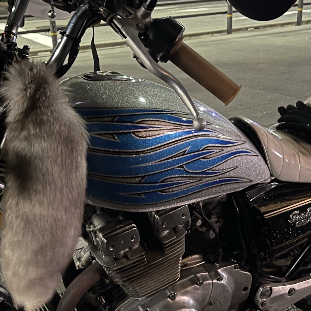 スズキ - GSX250T L GSX400T L タンクの通販 by ぺいぺい's shop スズキ - GSX250T L GSX400T L タンクの通販 by ぺいぺい's shop