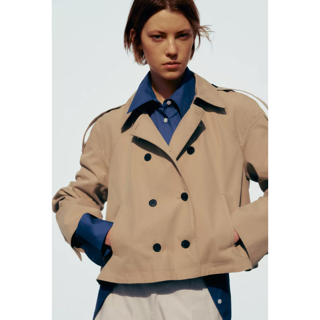 ZARA - 【完売品】ZARA ショートケープトレンチコート ケープ ZARA - 【完売品】ZARA ショートケープトレンチコート ケープ