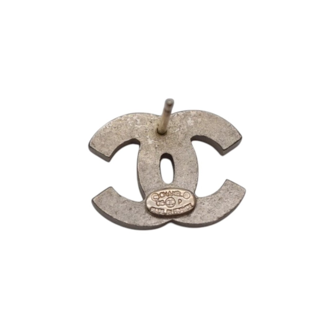 CHANEL - CHANEL シャネル ココマーク ピアス 重量約1.6g 06P CHANEL - CHANEL シャネル ココマーク ピアス 重量約1.6g 06P
