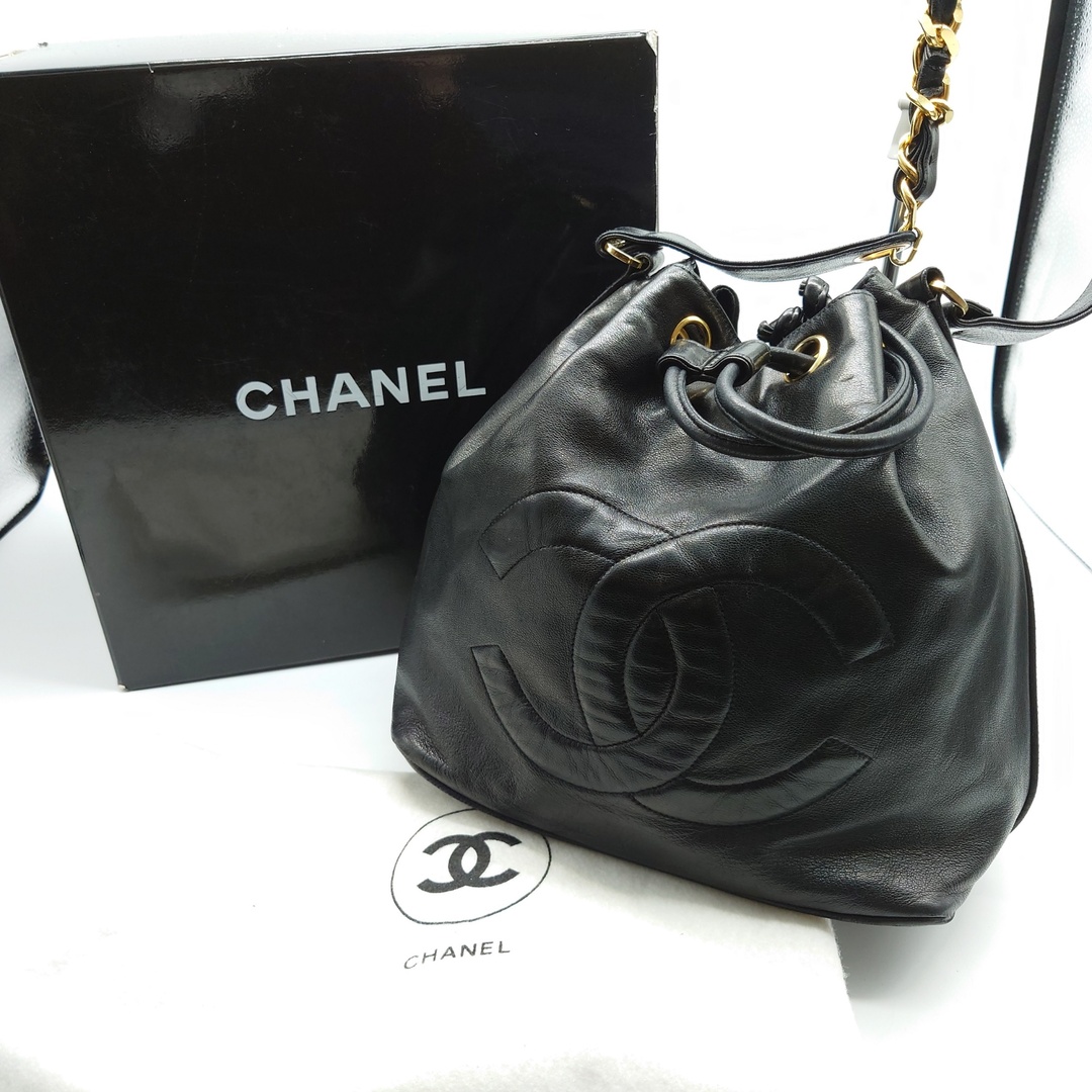 CHANEL - シャネル CHANEL 巾着ショルダーバッグ バッグ 肩掛け CHANEL - シャネル CHANEL 巾着ショルダーバッグ バッグ 肩掛け