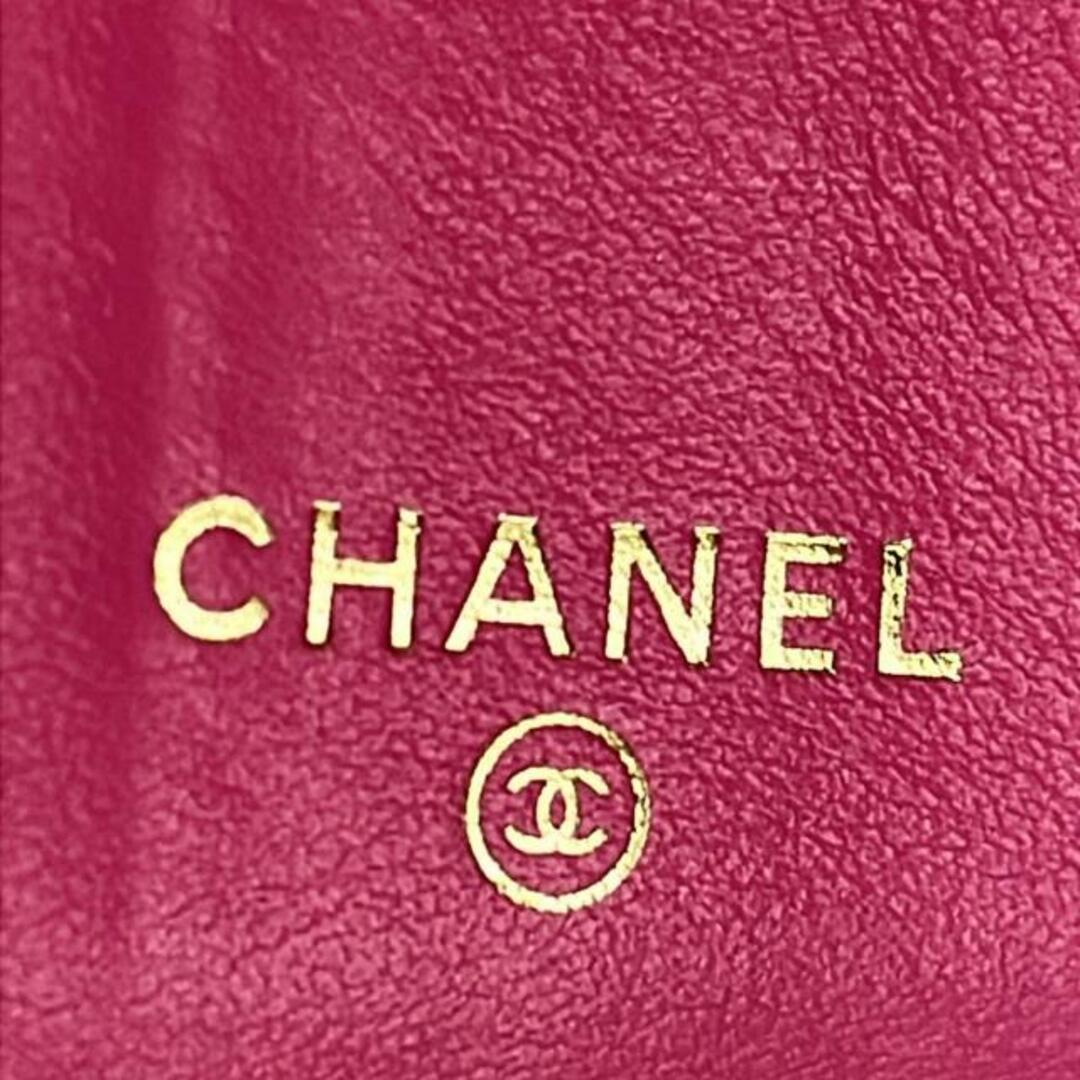CHANEL - CHANEL(シャネル) 3つ折り財布 カメリア ピンク ココ CHANEL - CHANEL(シャネル) 3つ折り財布 カメリア ピンク ココ