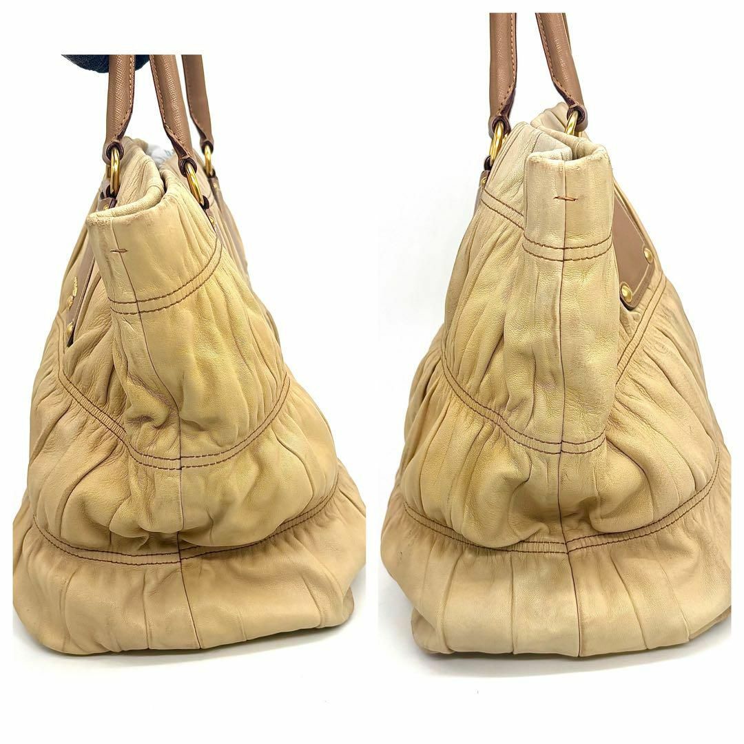 PRADA - PRADA ギャザー オールレザー ショッピング トート PRADA - PRADA ギャザー オールレザー ショッピング トート