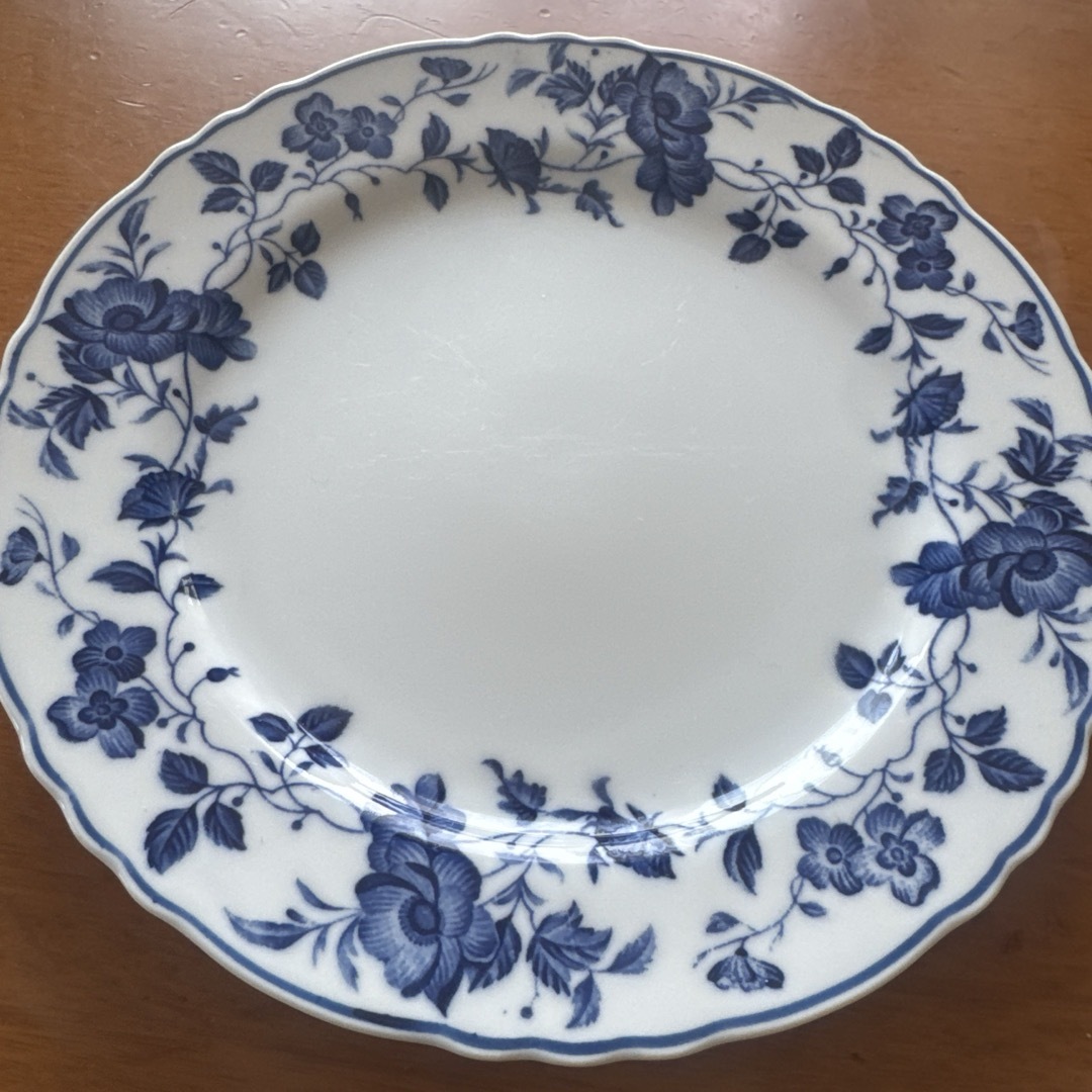 MEISSEN - ROYAL MEISSEN 花柄皿の通販 by MINMI0529's shop MEISSEN - ROYAL MEISSEN 花柄皿の通販 by MINMI0529's shop