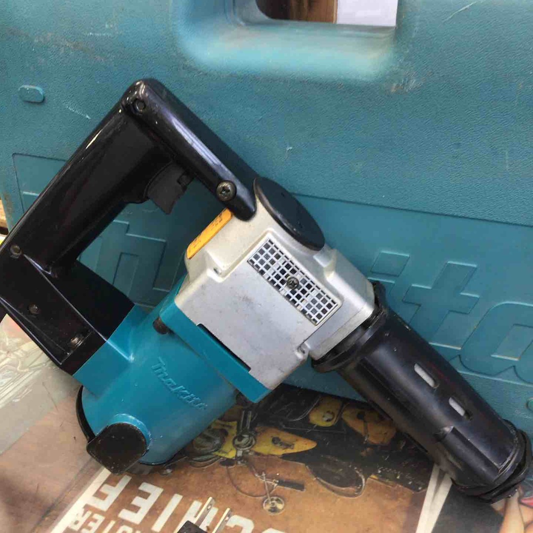 ☆マキタ(makita) 電動ケレン HK1810【草加店】の通販 by アクト ☆マキタ(makita) 電動ケレン HK1810【草加店】の通販 by アクト