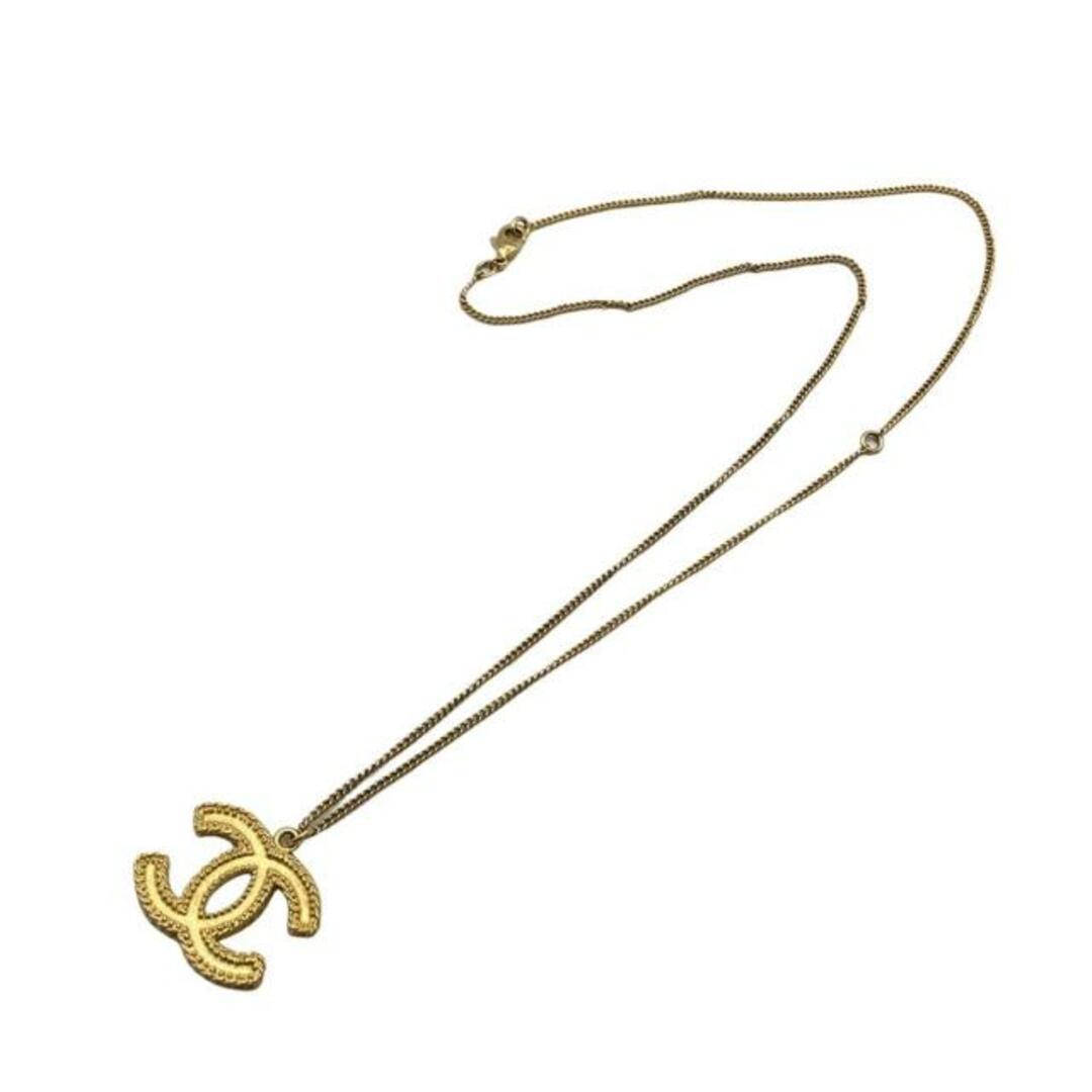 CHANEL - CHANEL(シャネル) ネックレス美品 - ゴールド ココ CHANEL - CHANEL(シャネル) ネックレス美品 - ゴールド ココ
