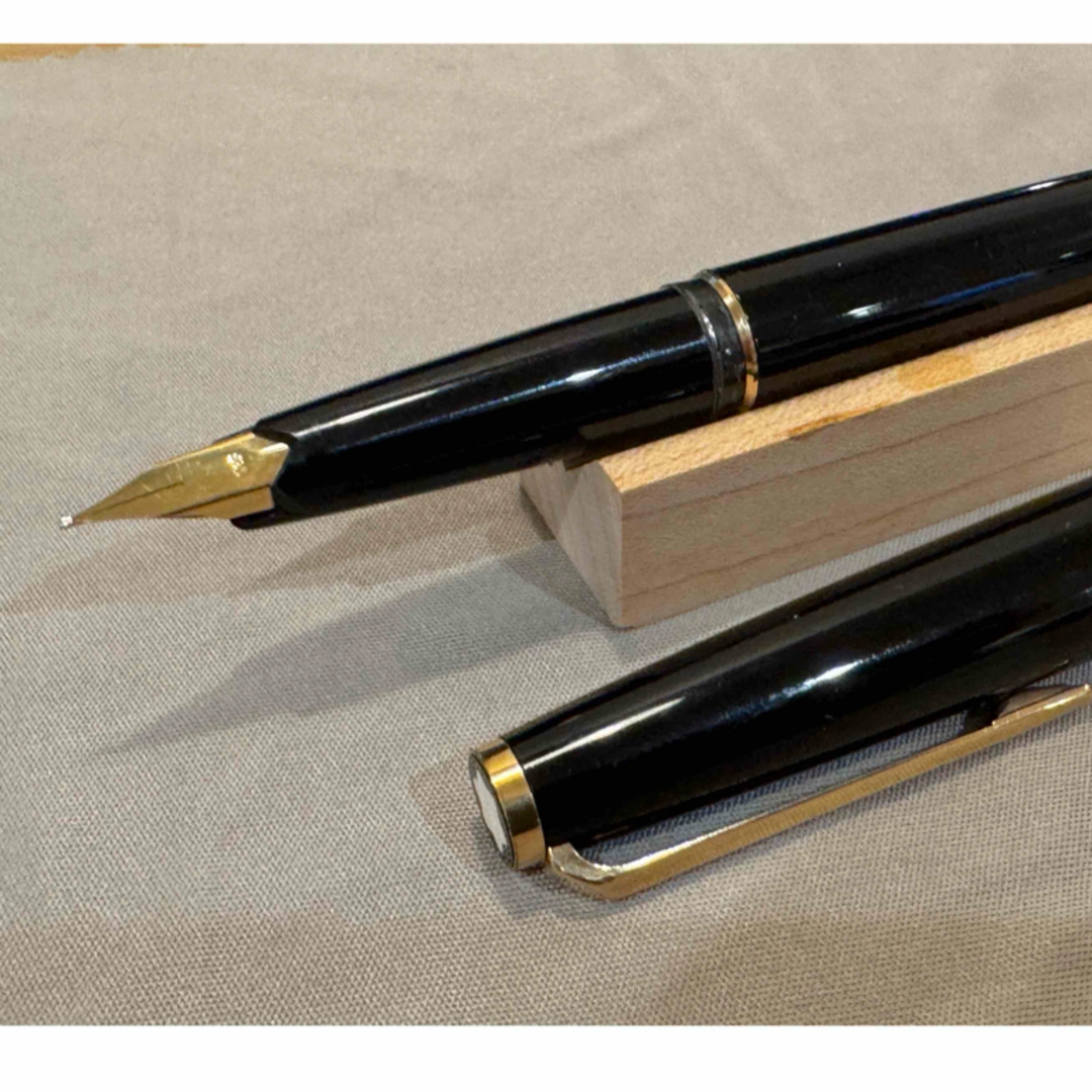MONTBLANC - モンブラン万年筆#221 ブラックの通販 by さきやま MONTBLANC - モンブラン万年筆#221 ブラックの通販 by さきやま