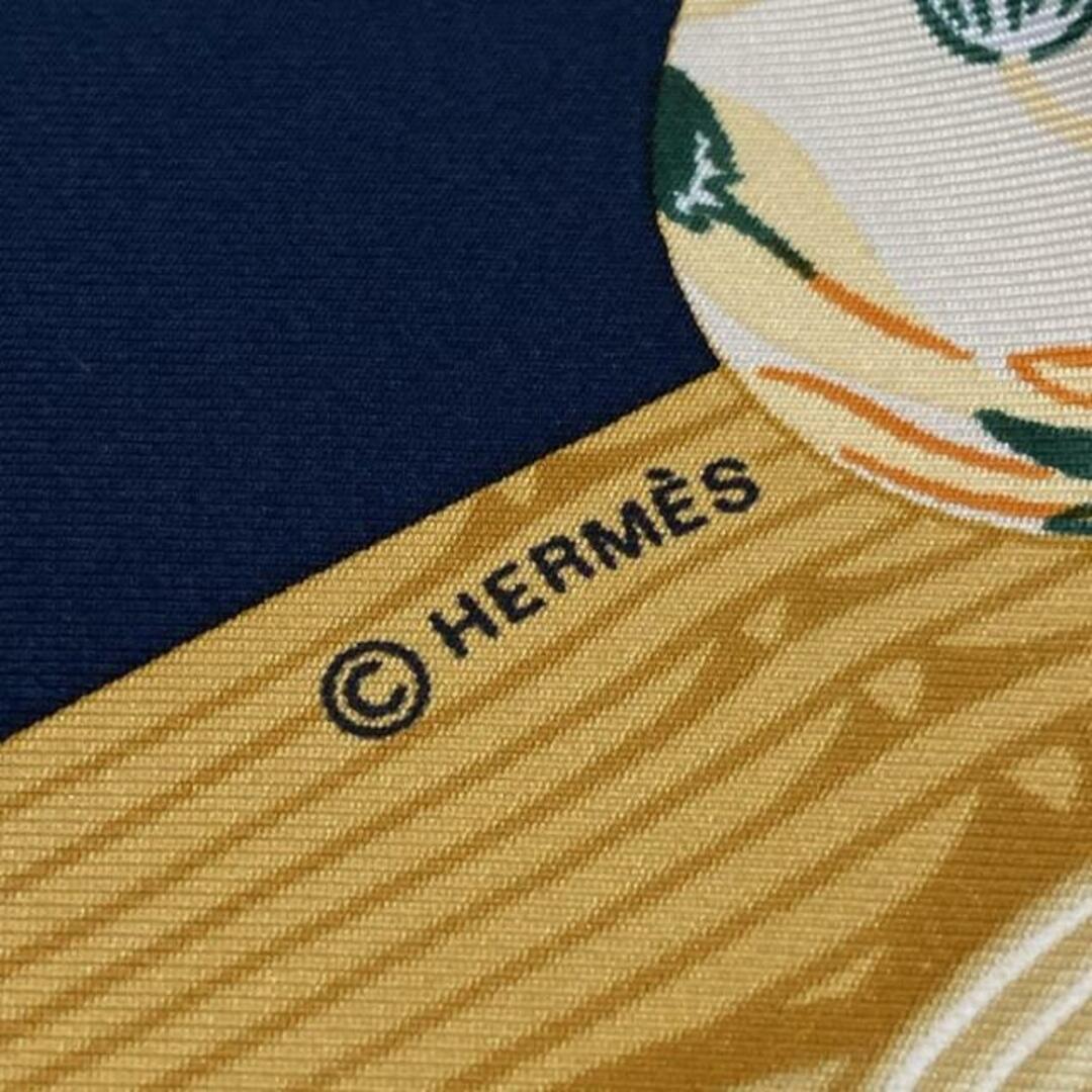 HERMES - HERMES(エルメス) スカーフ カレ90 ダークネイビー HERMES - HERMES(エルメス) スカーフ カレ90 ダークネイビー