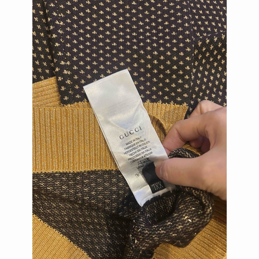 GUCCI - GUCCI GUCCYロゴ ニットセーター ブラウン/ゴールドの GUCCI - GUCCI GUCCYロゴ ニットセーター ブラウン/ゴールドの