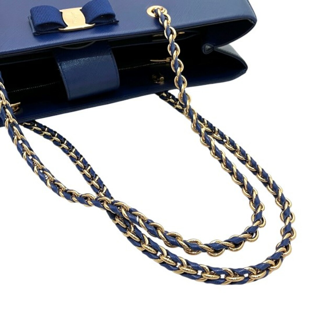 FERRAGAMO - フェラガモ ヴァラリボン チェーントートバッグ FERRAGAMO - フェラガモ ヴァラリボン チェーントートバッグ