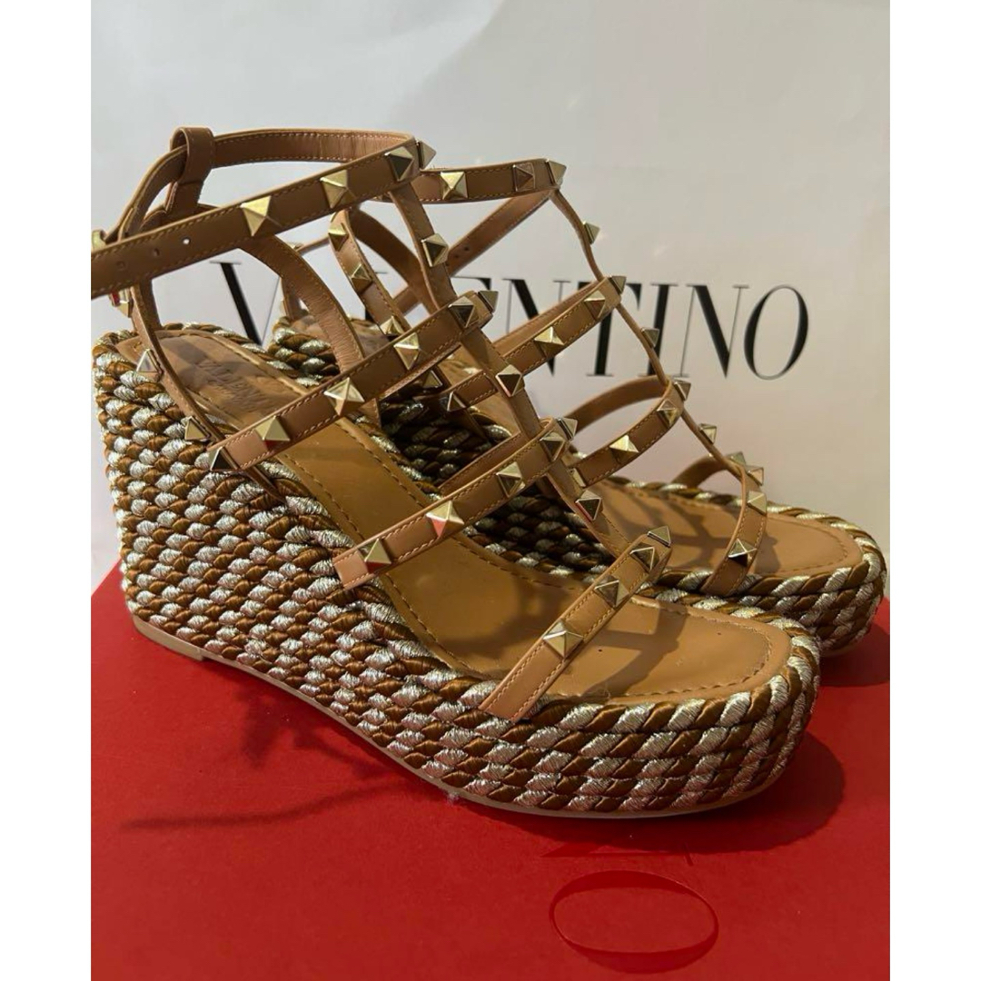 VALENTINO - VALENTINO サンダルの通販 by reiiina.'s shop VALENTINO - VALENTINO サンダルの通販 by reiiina.'s shop