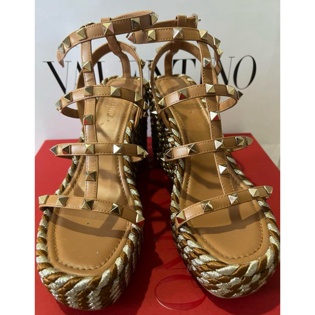 VALENTINO - VALENTINO サンダルの通販 by reiiina.'s shop VALENTINO - VALENTINO サンダルの通販 by reiiina.'s shop