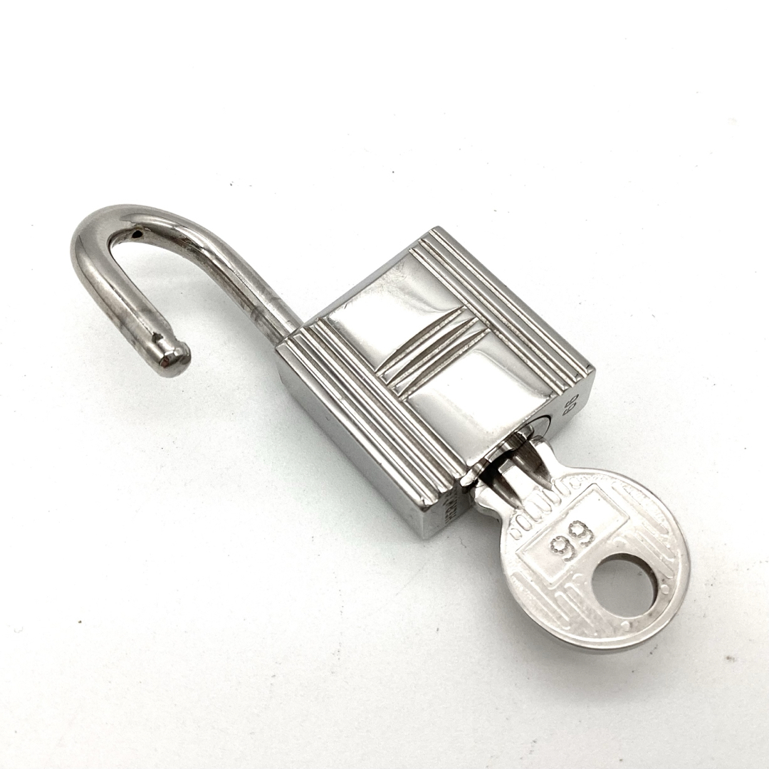 HERMES - 極美品 エルメス カデナ パドロック 鍵 no.66 シルバー HERMES - 極美品 エルメス カデナ パドロック 鍵 no.66 シルバー