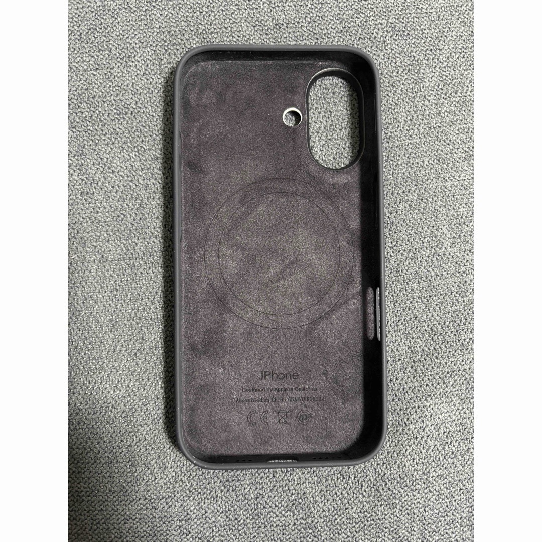 Apple - シリコンケース iPhone16用 黒 ブラック アップル Apple Apple - シリコンケース iPhone16用 黒 ブラック アップル Apple