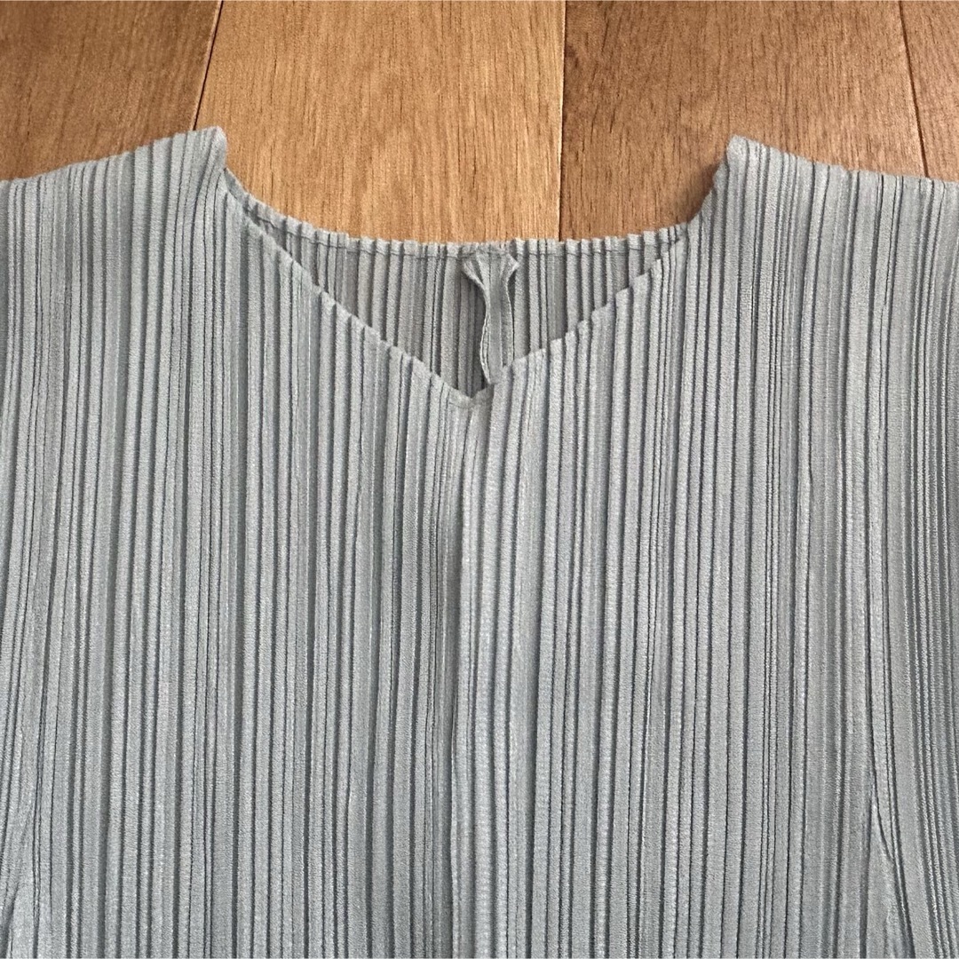 PLEATS PLEASE ISSEY MIYAKE - 極美品 PLEATS PLEASEプリーツ PLEATS PLEASE ISSEY MIYAKE - 極美品 PLEATS PLEASEプリーツ
