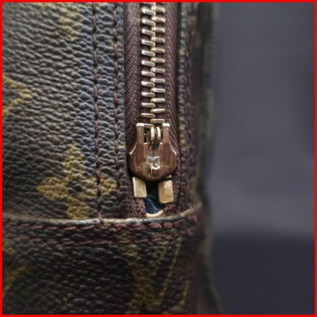 LOUIS VUITTON - 【訳あり】正規品 ルイヴィトン セカンドバッグ LOUIS VUITTON - 【訳あり】正規品 ルイヴィトン セカンドバッグ
