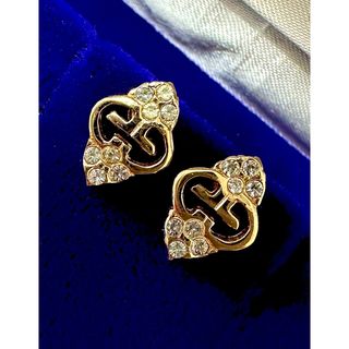 GIVENCHY(イヤリング)のフリマアイテム一覧 GIVENCHY(イヤリング)のフリマアイテム一覧